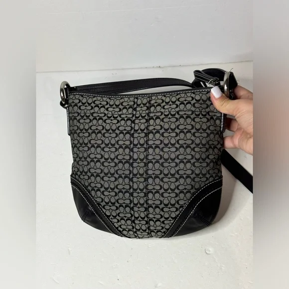 Coach Soho Signature Mini C Jacquard/Leather Crossbody Swingpack Bag Black Y2K - Picture 2 of 12